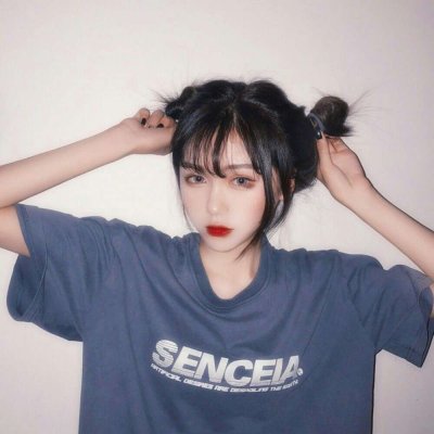 2021's most trendy QQ avatar girl with a sad profile. You must be afraid of loneliness because you love to laugh so much, right