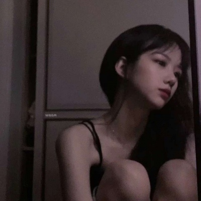 Sad avatar female lonely and lonely 2020 latest WeChat avatar sad girl