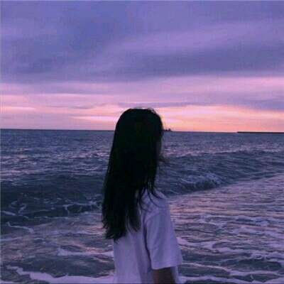 A faint and melancholic beautiful silhouette with a girl's WeChat avatar and a melancholic silhouette