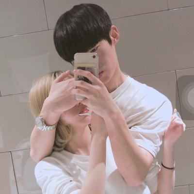 WeChat couple avatar, one pair, two small fresh 2021 latest couple avatars, sweet and beautiful