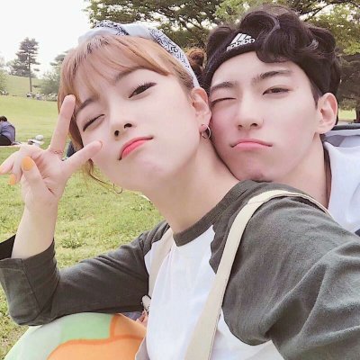 The latest youthful and fashionable couple avatar is popular among students, exclusively for students who secretly love you in the name of friends