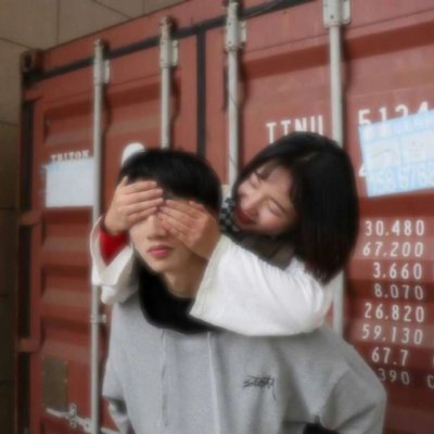 Latest Weibo couple avatars, super happy. Let me hug you on cold days