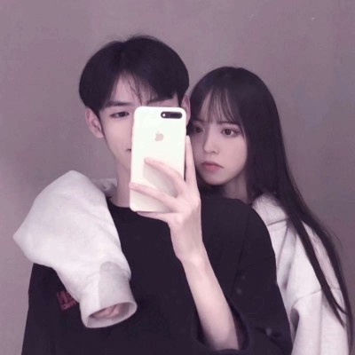 Tiktok's Most Popular Couple's Portrait: One Pair, Two Pieces, Don't Be Friends, Friends, Can't Hold Hands