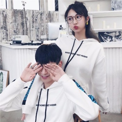 2021 Pig Year Couple Dress Avatar - One Pair of Two Latest Youth and Fashion Couple WeChat Avatar