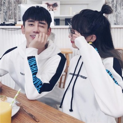 2021 Pig Year Couple Dress Avatar - One Pair of Two Latest Youth and Fashion Couple WeChat Avatar