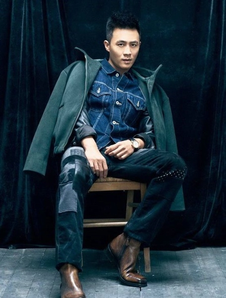 Versatile Male God Du Chun's Handsome and Fashionable Photo Collection