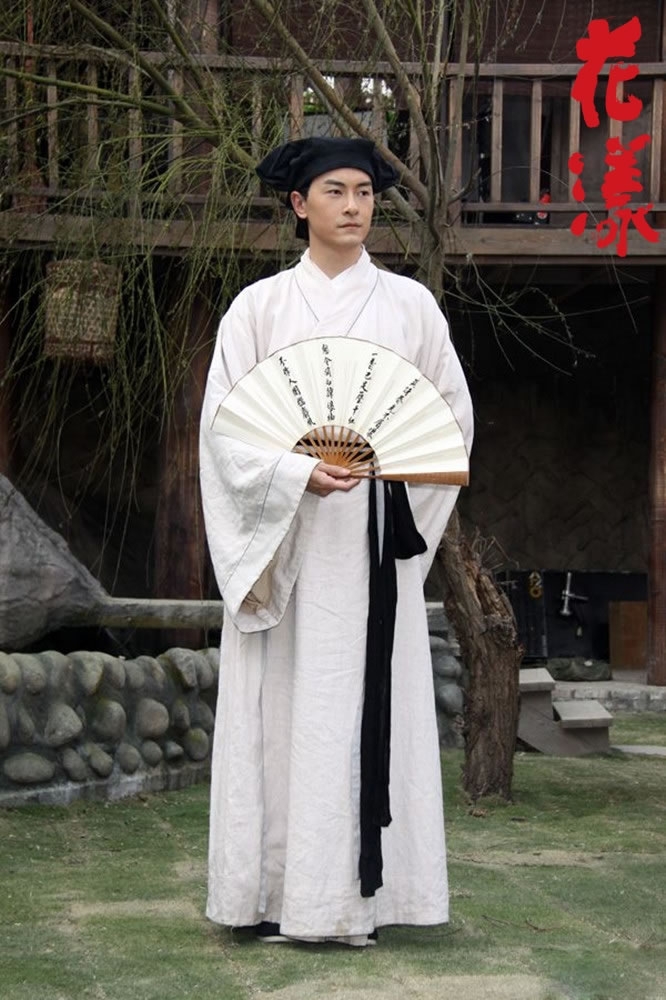 Zheng Yuanchang's ancient costume still photo, handsome in the past, accidentally falls in love with him