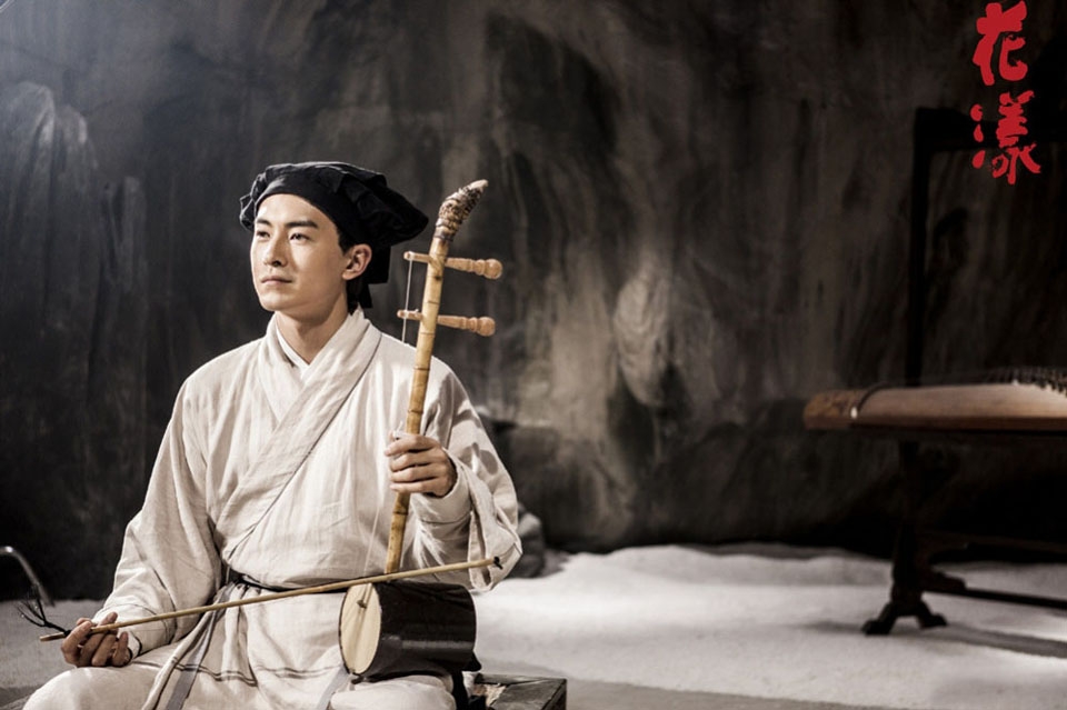 Zheng Yuanchang's ancient costume still photo, handsome in the past, accidentally falls in love with him