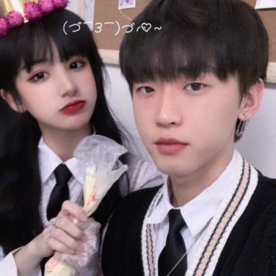 The hottest couple in Tiktok looks like a pair of young people. I don't have many. All of them are for you