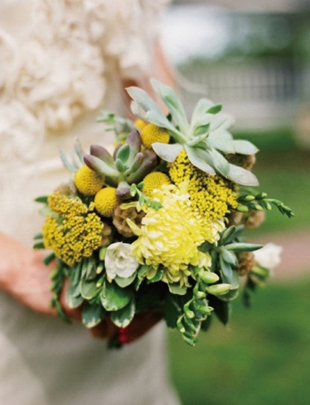 The succulent plant bouquet is too beautiful