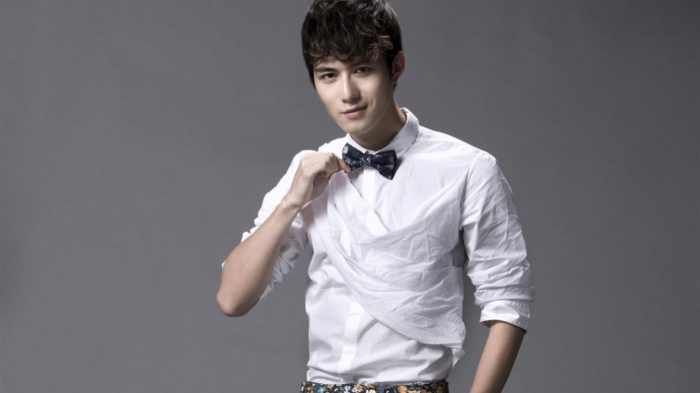 Popular and Warm Male Chen Xuedong Handsome and Handsome Photos