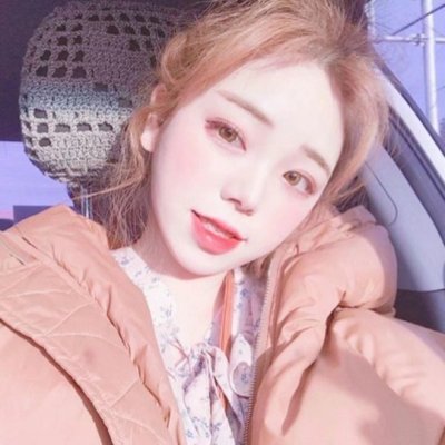 The hottest profile picture of a girl in 2021, internet celebrity Xiao Qingxin, I have been a toothless person since I was born