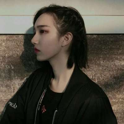 A complete collection of WeChat avatars of internet famous girls, cool and domineering. I don't want to be deceived, I don't want to turn my back on love