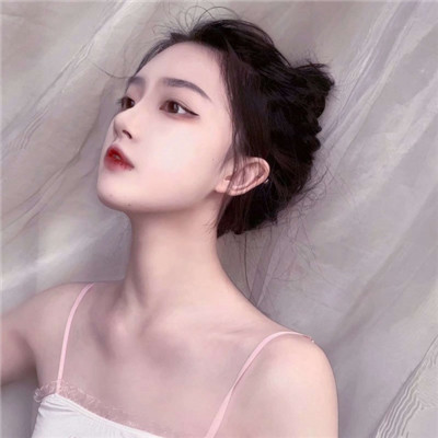 2020 Latest Female Portrait of Gao Leng Yu Jie: Dreaming of Mountains and Rivers, You Come into My Heart