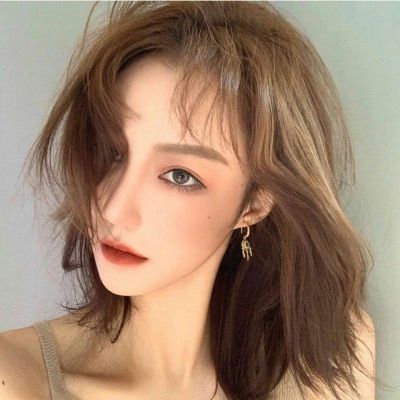 Female avatar with long hair, elegant temperament, and super beautiful WeChat female avatar