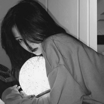 Black and white, a sad girl with a heartbroken avatar. The situation is not overwhelming, but emotions can