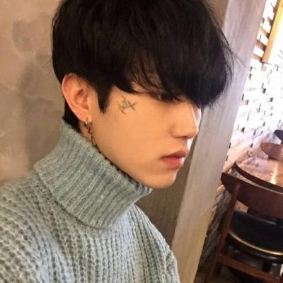 2021 Sunshine Handsome and Fashionable Boys WeChat Avatar No Expectations or Surprises