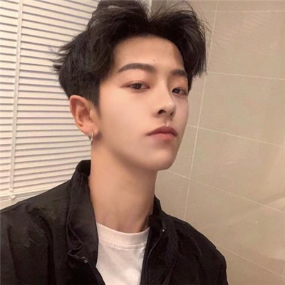 The hottest WeChat avatar of 2021, handsome boy, sunshine meets you, bitter short sweet long