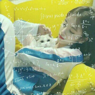 QQ avatar girl wearing mathematical formulas, the whole world will not favor sentimental people