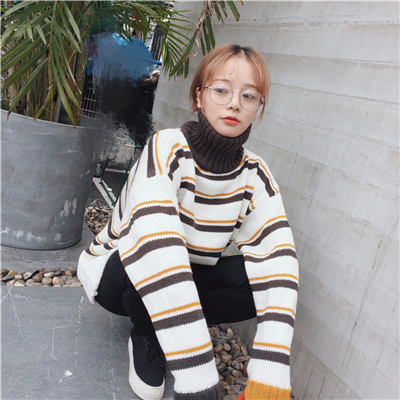 High-definition personalized Korean girl avatar with stripes 2021 No one is a good match with anyone from the beginning
