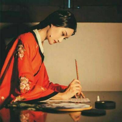 Beautiful and beautiful girls ancient style avatar WeChat HD. Distance defeats love with the help of time.