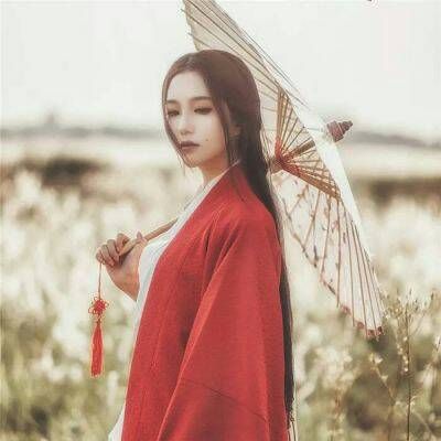 Beautiful and beautiful girls ancient style avatar WeChat HD. Distance defeats love with the help of time.