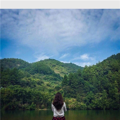 WeChat landscape avatar blue sky aesthetic series. Take a deep breath and let go of the person in your heart.