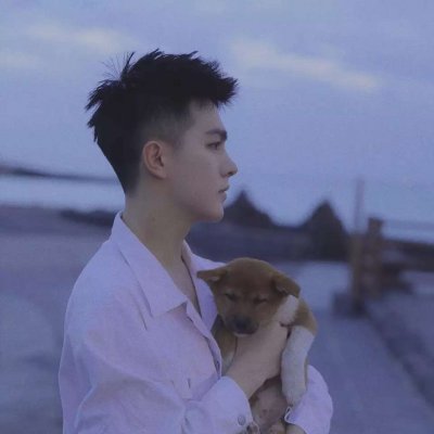 The latest collection of WeChat avatars of boys holding pets in 2021 You are my longing and contradictory dream