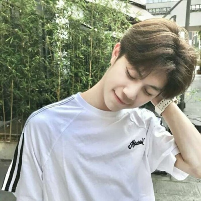 A complete collection of boys' WeChat avatars in literature and art. Good-looking boys' avatars are fresh and handsome.