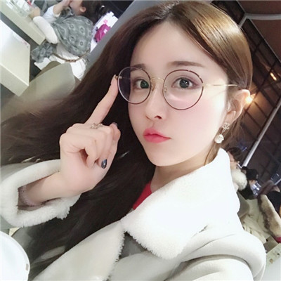 Super cute girl's cute avatar in Korean style. Being single is addictive.