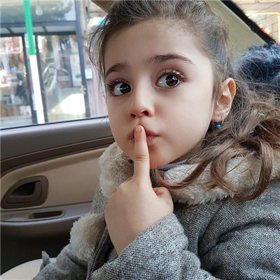 The avatar of the cute little girl is cute and high-definition. The past is like smoke and the grudges are forgotten with a smile.