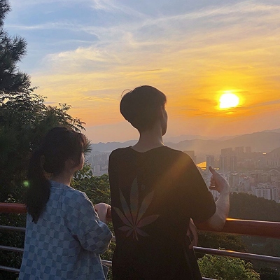 A man and a womans real-life love photos. One of them is super sweet. The latest and most sultry real-life romantic love photos.