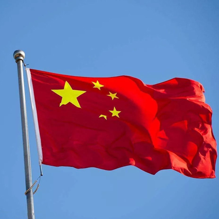 High-definition picture of the five-star red flag fluttering in the wind. I would like to use our youth to guard China in this prosperous era.