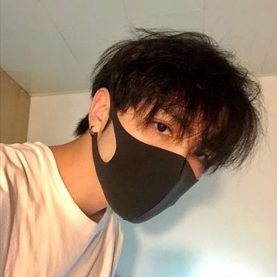 A very gentle and handsome boy's avatar. Eat well every day. Don't be irritable but be gentle.