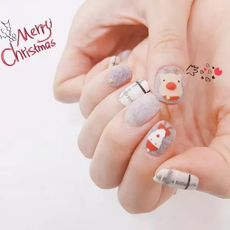 The 2021 Christmas manicure is super white and beautiful. I hope the happiness will not only last on Christmas day