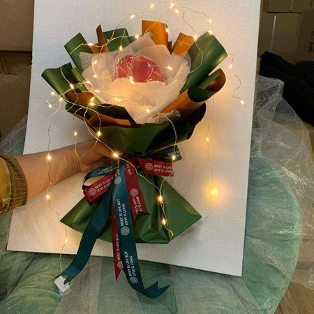 2021 Christmas apple bouquet beautiful pictures Dont be a cute person, be the person you love