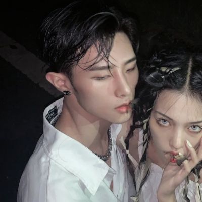 QQ couple's avatar is domineering and cool.