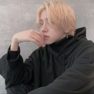 很潮流的男头像