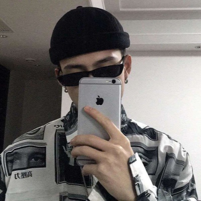 Online pictures of real boys' avatars