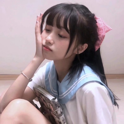 清纯美女空间快手头像
