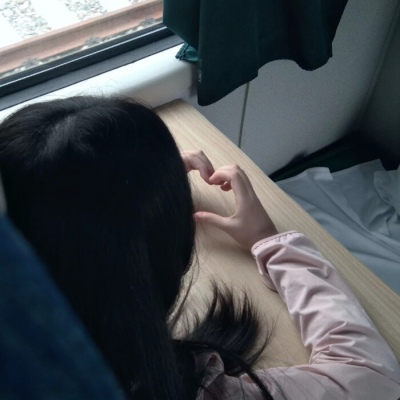 清纯美女空间快手头像