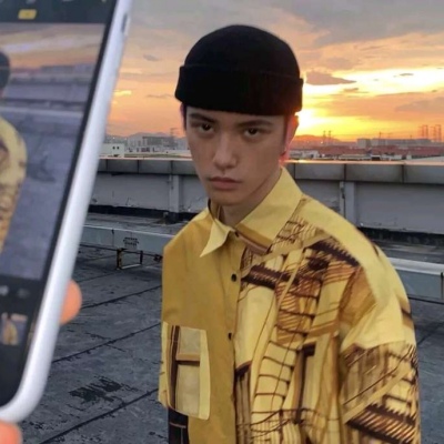 WeChat real person avatar boy cold HD picture