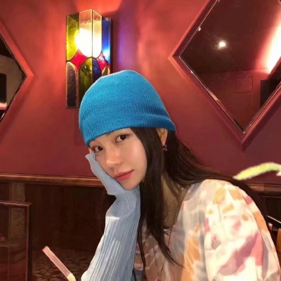 2021年女人最火微信头像