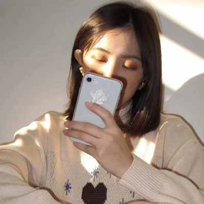 2021年女人最火微信头像
