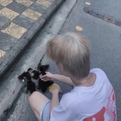 高清好看的男生不露脸超帅头像图片