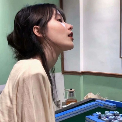 微信闺蜜头像分开两张真人高清图片