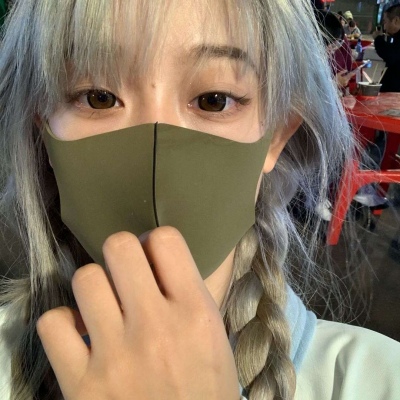 高清一眼很惊艳的女生头像图片