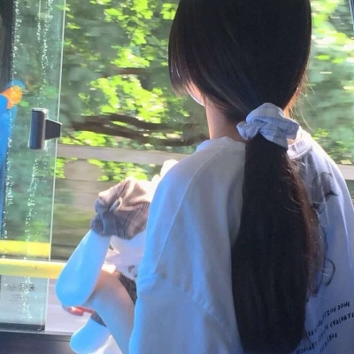 高清温柔女头像2021年图片