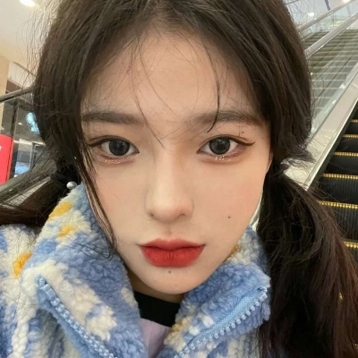 高清优质的最火真实女头图片