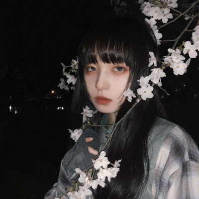 高清好看的高级感女头部位图片